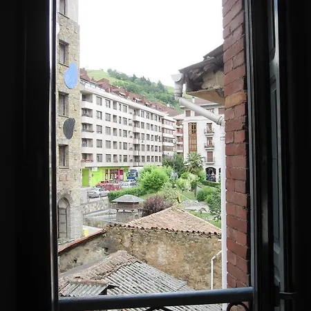 Apartamentos Legazpi Cangas De Narcea Buitenkant foto